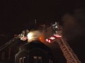 Feuer 3 Dachstuhlbrand Koeln Muelheim Gluecksburgstr P053